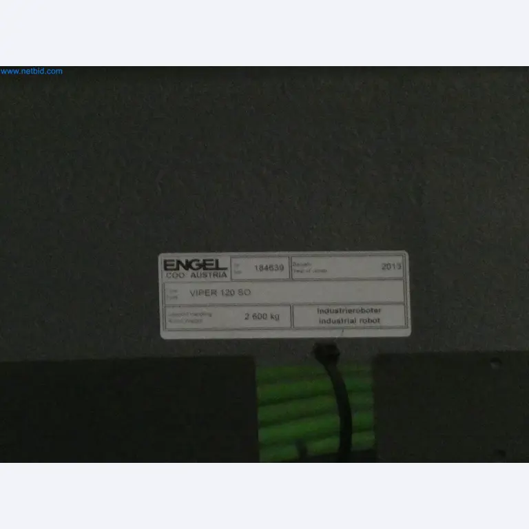 Engel Spritzgießmaschinen und Maschinen aus der Kunststoffindustrie-16