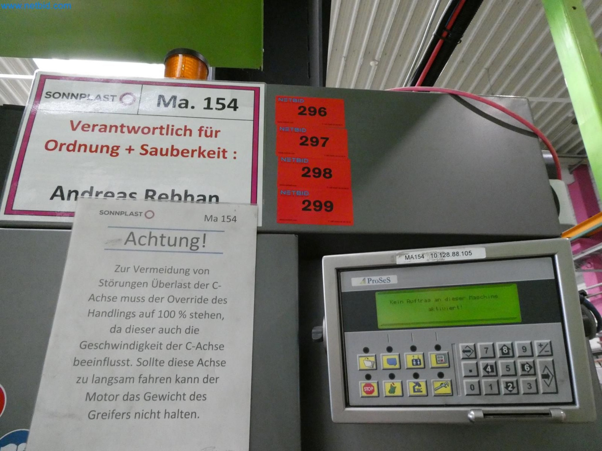 Engel Spritzgießmaschinen und Maschinen aus der Kunststoffindustrie-17