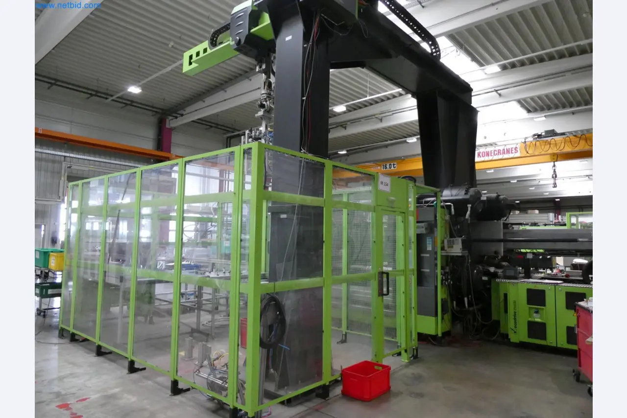 Engel Spritzgießmaschinen und Maschinen aus der Kunststoffindustrie-1