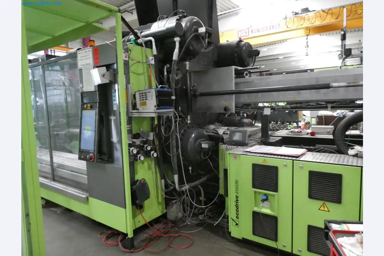 Engel Spritzgießmaschinen und Maschinen aus der Kunststoffindustrie-2