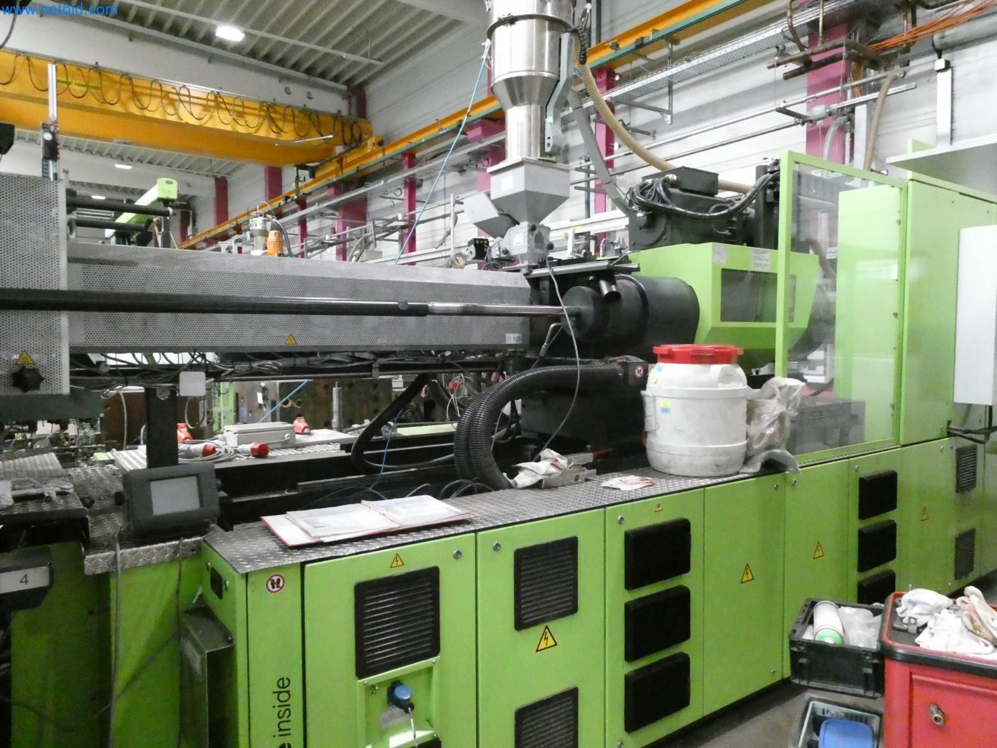 Engel Spritzgießmaschinen und Maschinen aus der Kunststoffindustrie-3