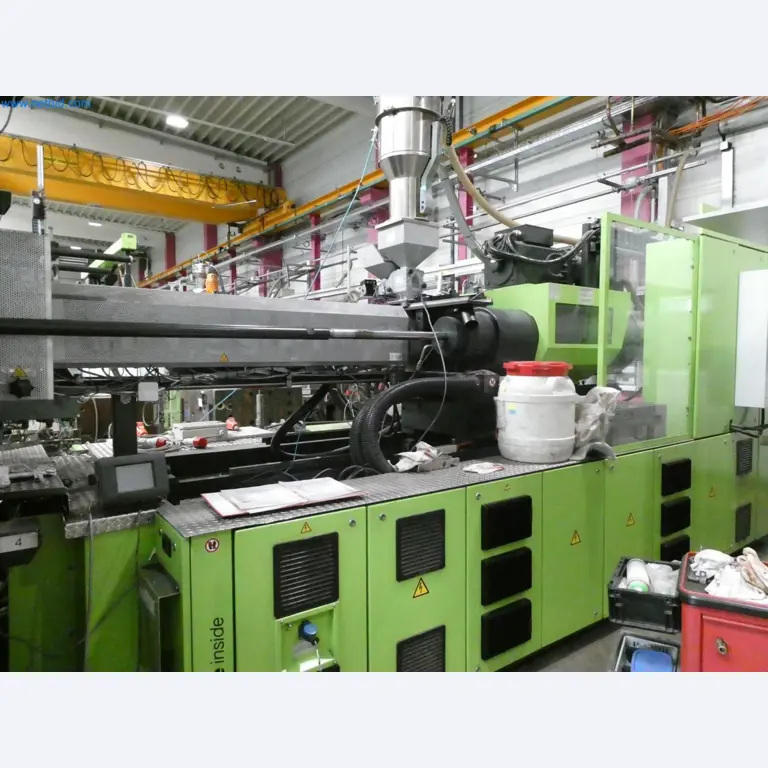 Engel Spritzgießmaschinen und Maschinen aus der Kunststoffindustrie-3