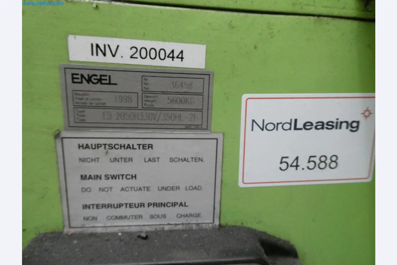 Engel Spritzgießmaschinen und Maschinen aus der Kunststoffindustrie-10