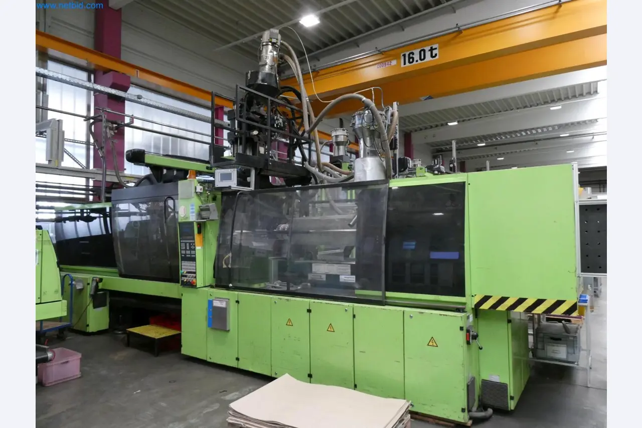 Engel Spritzgießmaschinen und Maschinen aus der Kunststoffindustrie-1