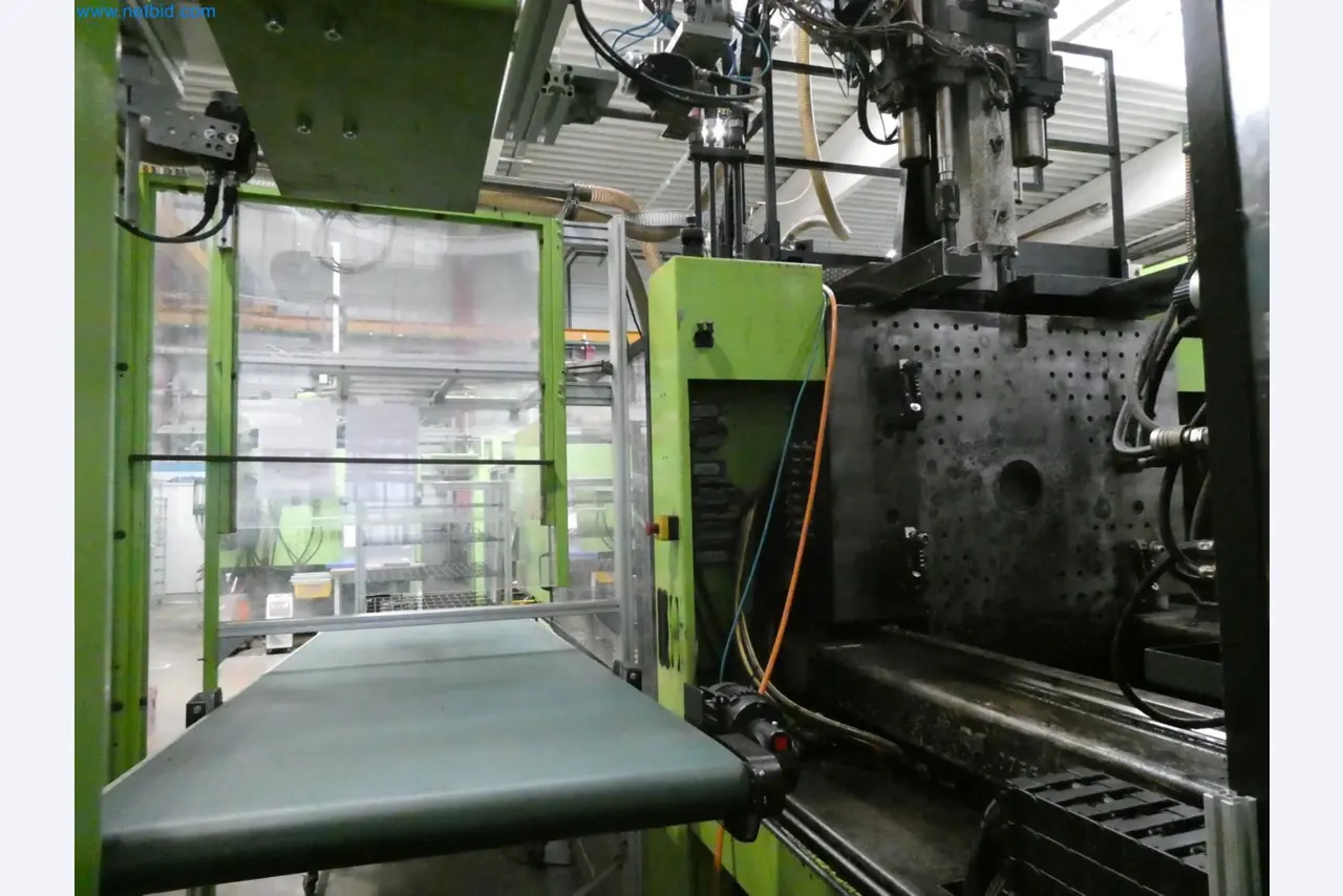 Engel Spritzgießmaschinen und Maschinen aus der Kunststoffindustrie-7