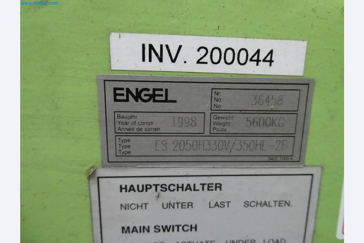 Engel Spritzgießmaschinen und Maschinen aus der Kunststoffindustrie-9