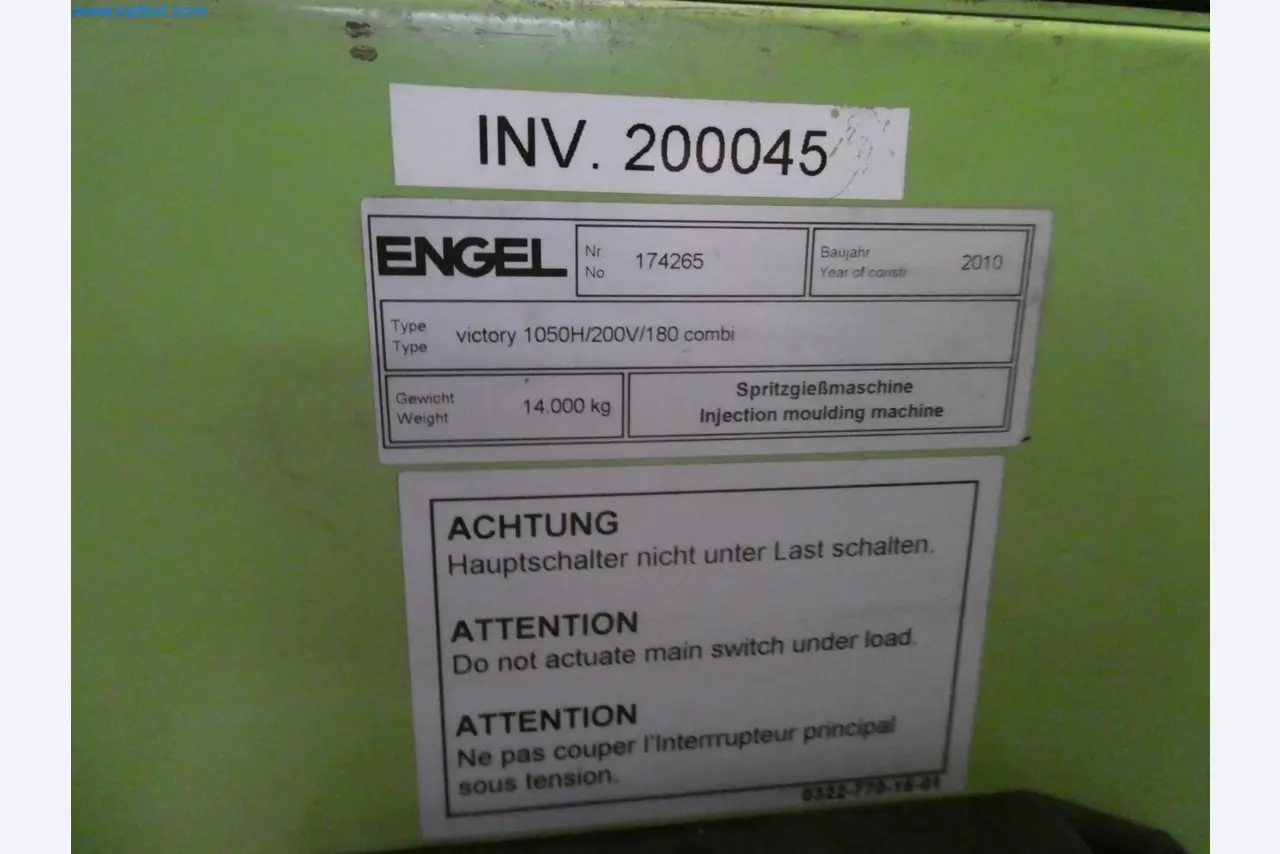 Engel Spritzgießmaschinen und Maschinen aus der Kunststoffindustrie-11