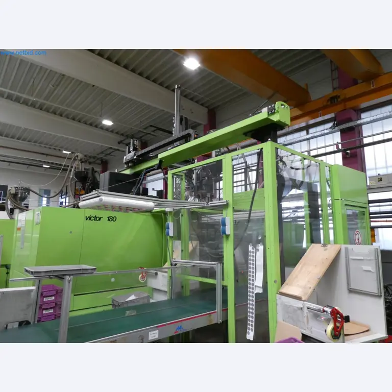 Engel Spritzgießmaschinen und Maschinen aus der Kunststoffindustrie-4