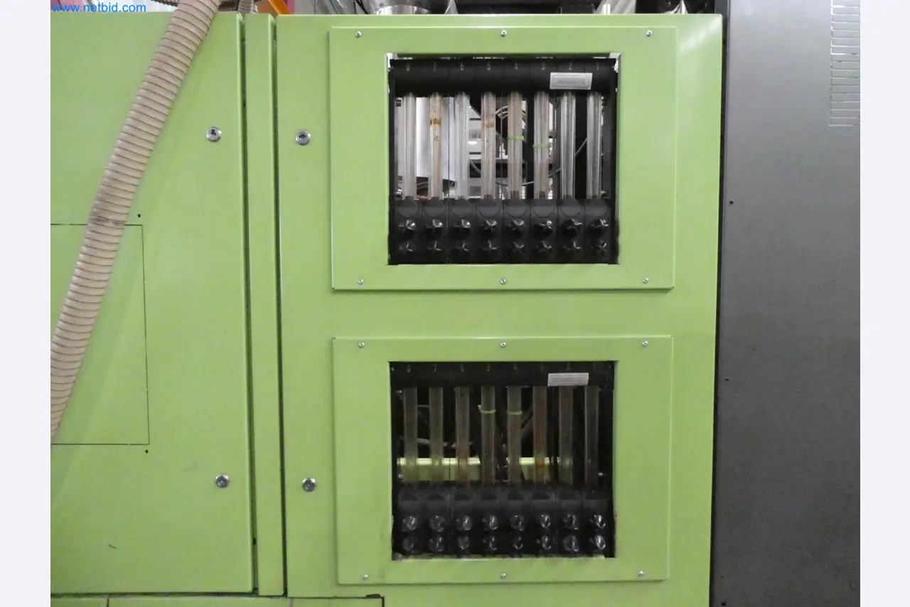 Engel Spritzgießmaschinen und Maschinen aus der Kunststoffindustrie-6