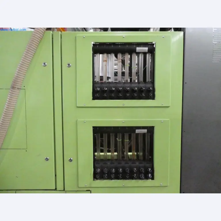 Engel Spritzgießmaschinen und Maschinen aus der Kunststoffindustrie-6