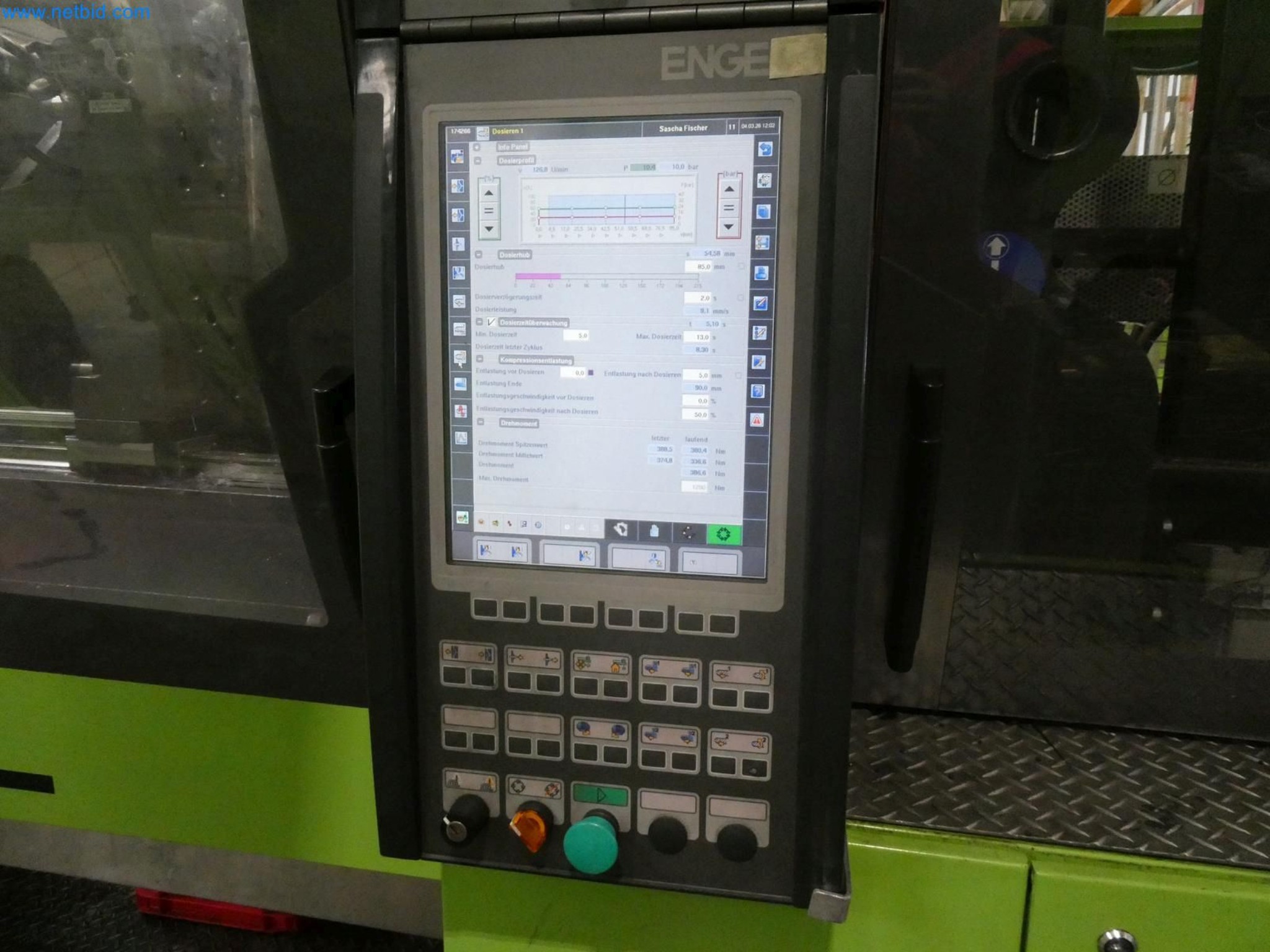 Engel Spritzgießmaschinen und Maschinen aus der Kunststoffindustrie-7