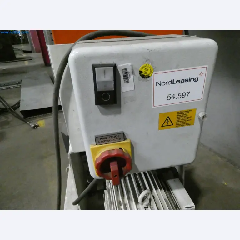 Engel Spritzgießmaschinen und Maschinen aus der Kunststoffindustrie-3