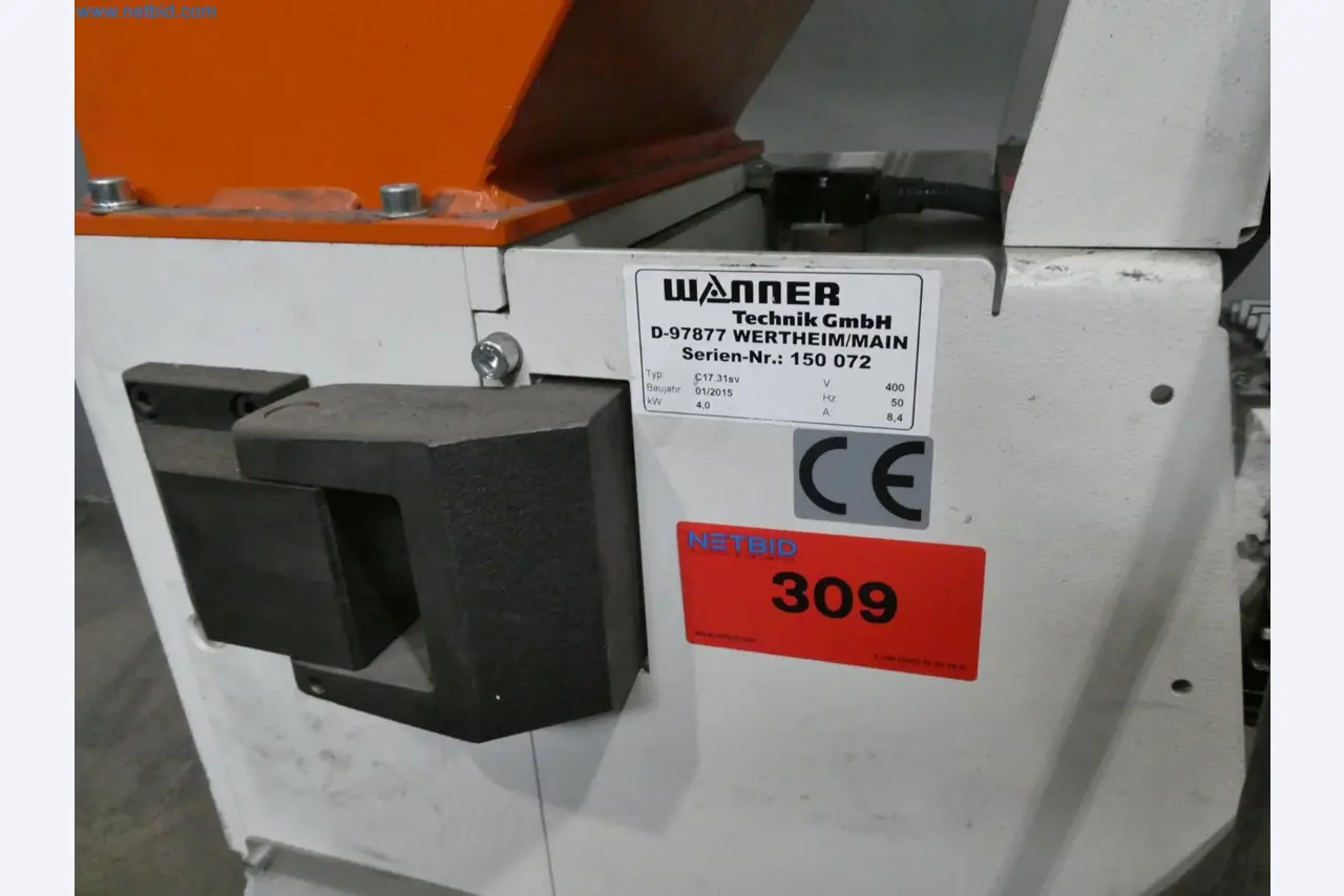 Engel Spritzgießmaschinen und Maschinen aus der Kunststoffindustrie-4