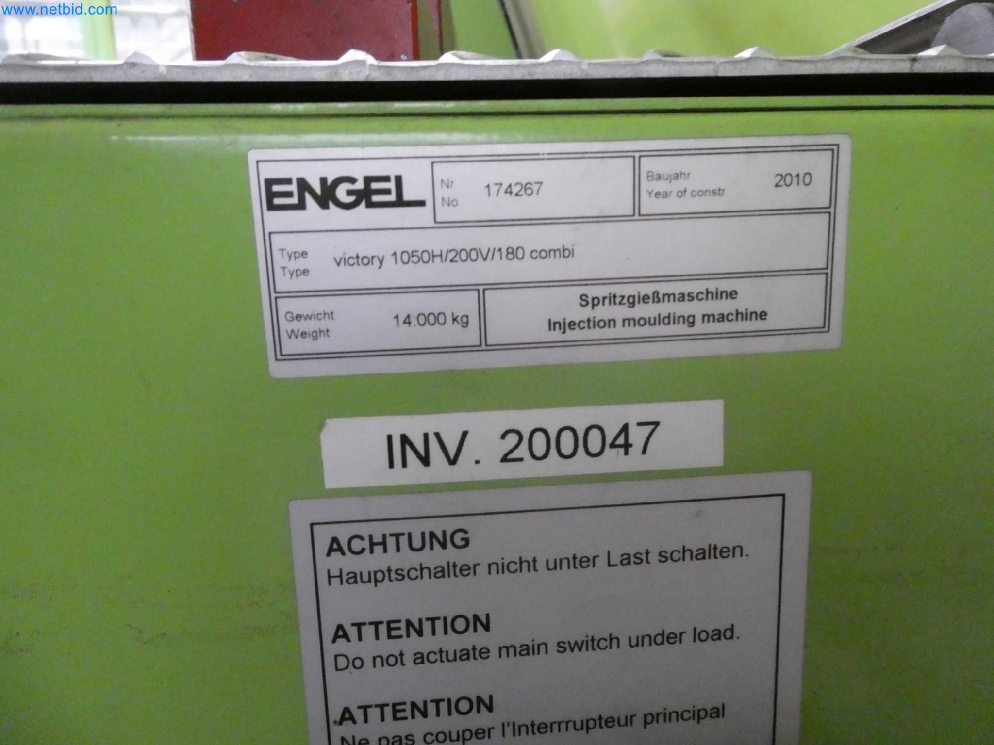 Engel Spritzgießmaschinen und Maschinen aus der Kunststoffindustrie-3