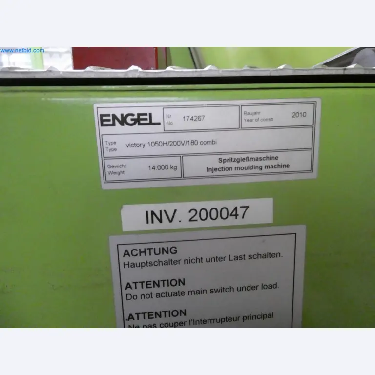 Engel Spritzgießmaschinen und Maschinen aus der Kunststoffindustrie-3