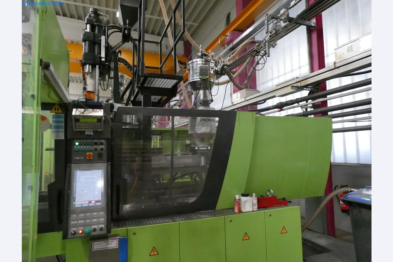 Engel Spritzgießmaschinen und Maschinen aus der Kunststoffindustrie-4