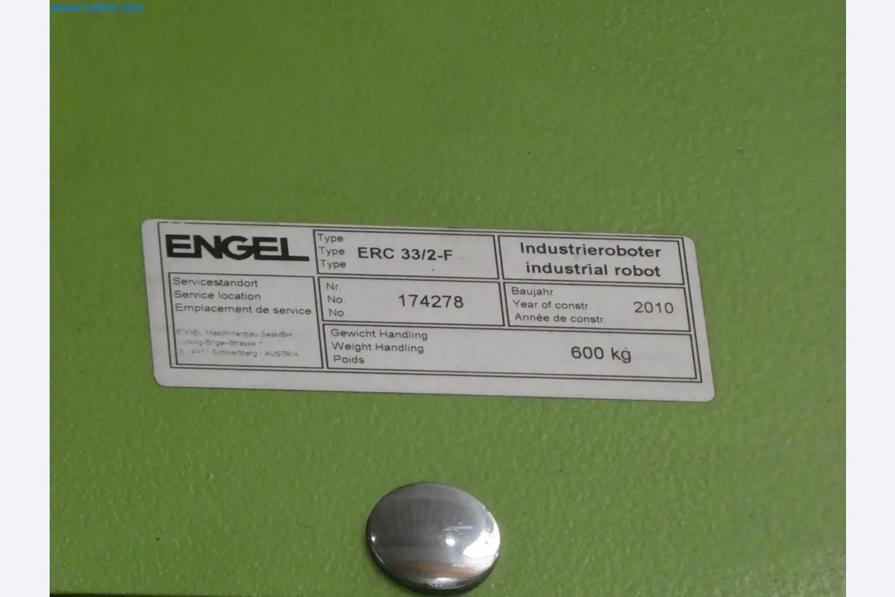 Engel Spritzgießmaschinen und Maschinen aus der Kunststoffindustrie-7