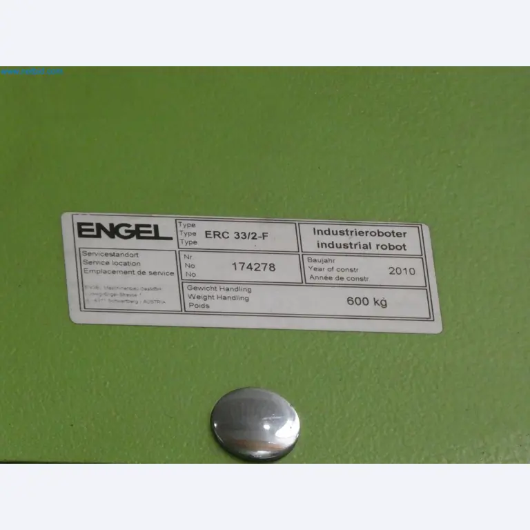 Engel Spritzgießmaschinen und Maschinen aus der Kunststoffindustrie-7