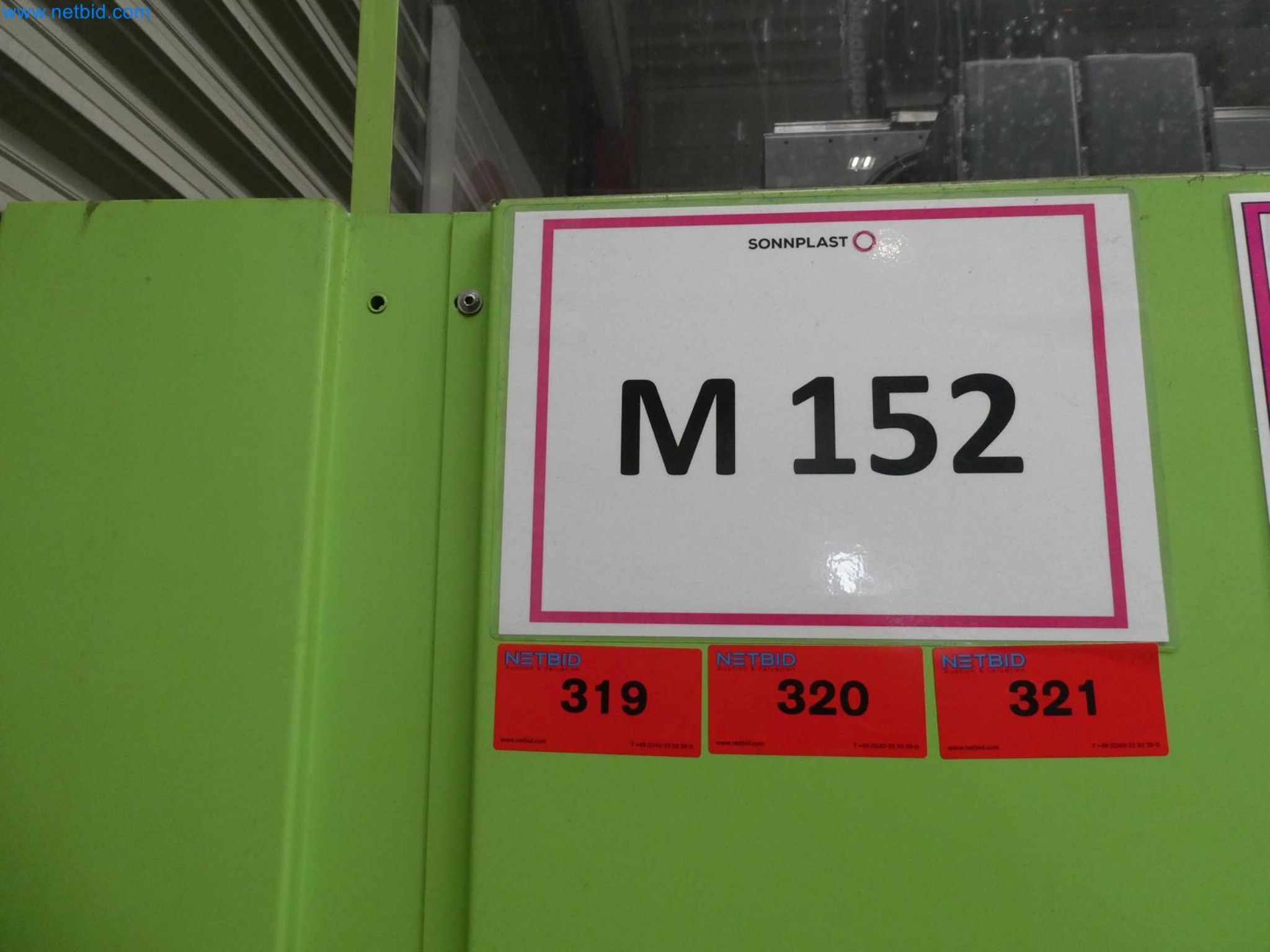 Engel Spritzgießmaschinen und Maschinen aus der Kunststoffindustrie-13