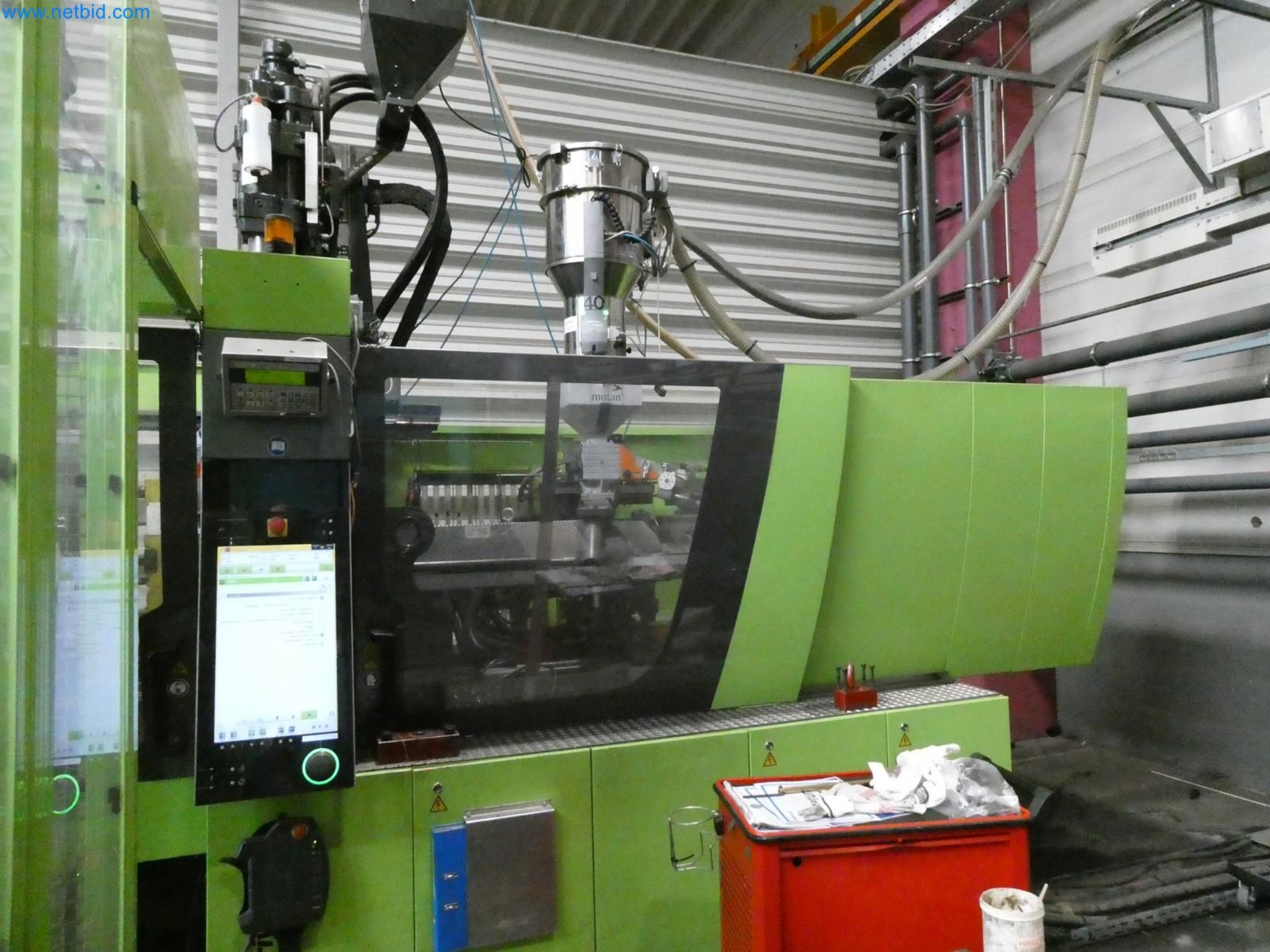 Engel Spritzgießmaschinen und Maschinen aus der Kunststoffindustrie-3