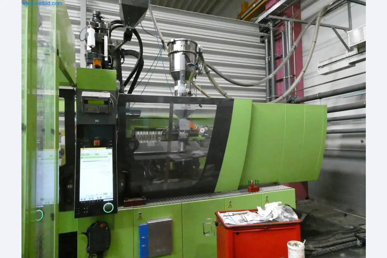 Engel Spritzgießmaschinen und Maschinen aus der Kunststoffindustrie-3