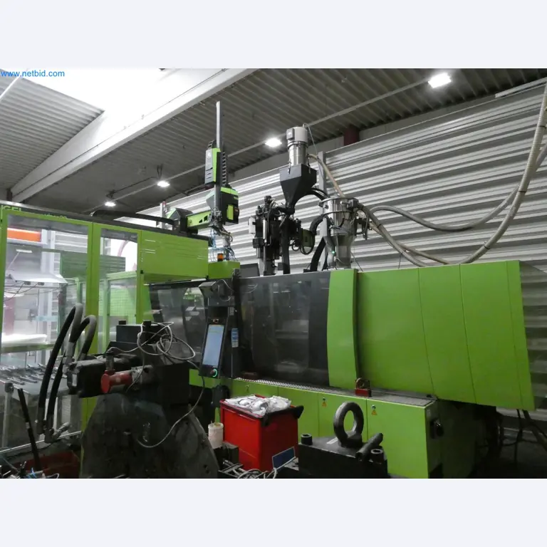 Engel Spritzgießmaschinen und Maschinen aus der Kunststoffindustrie-4