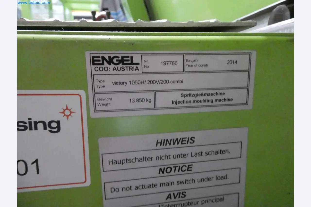 Engel Spritzgießmaschinen und Maschinen aus der Kunststoffindustrie-8