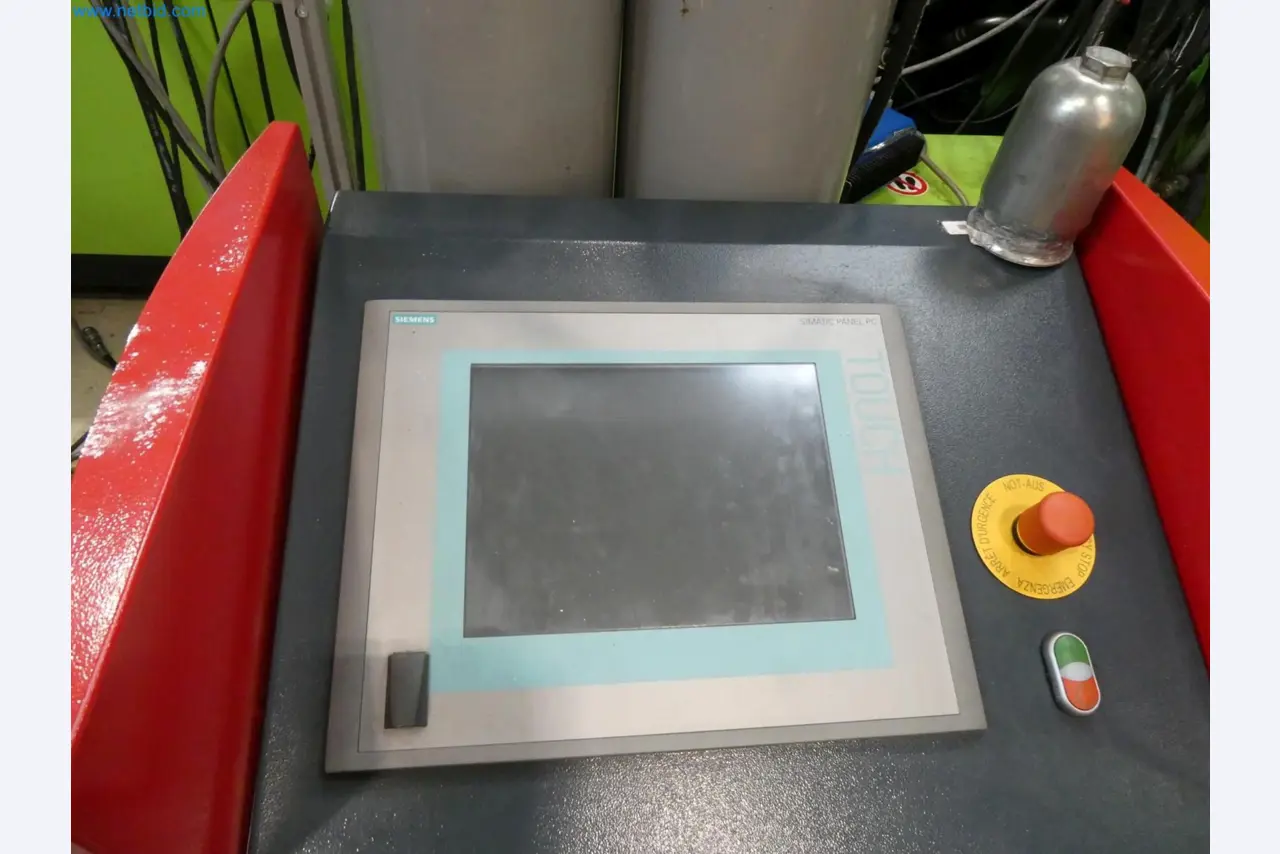 Engel Spritzgießmaschinen und Maschinen aus der Kunststoffindustrie-1