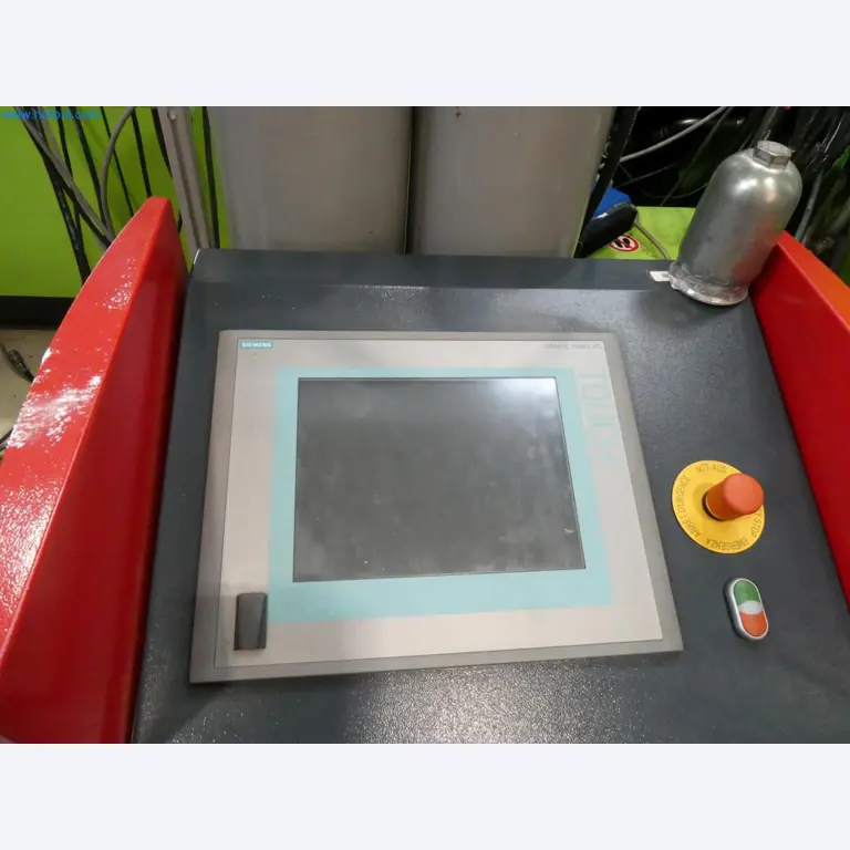 Engel Spritzgießmaschinen und Maschinen aus der Kunststoffindustrie-1