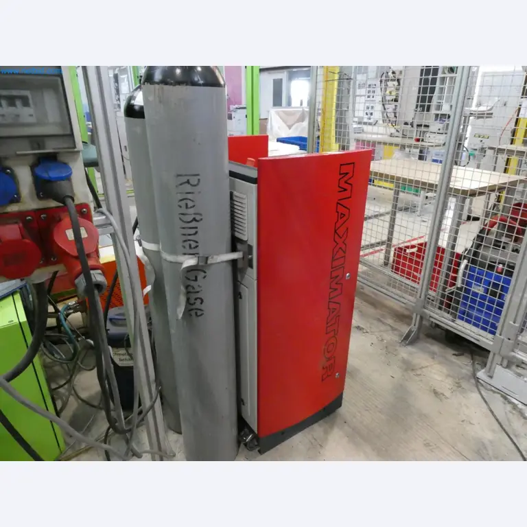 Engel Spritzgießmaschinen und Maschinen aus der Kunststoffindustrie-3