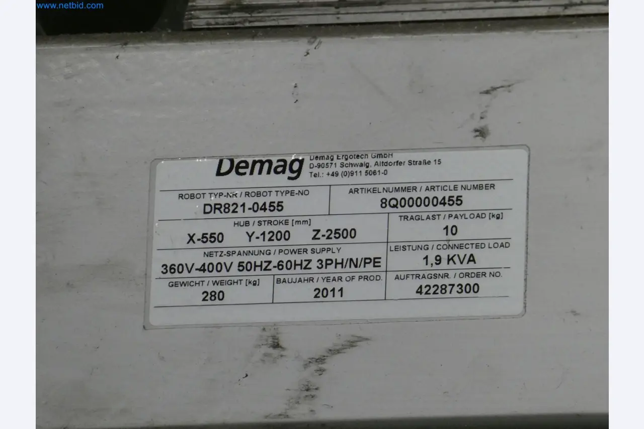 Engel Spritzgießmaschinen und Maschinen aus der Kunststoffindustrie-10