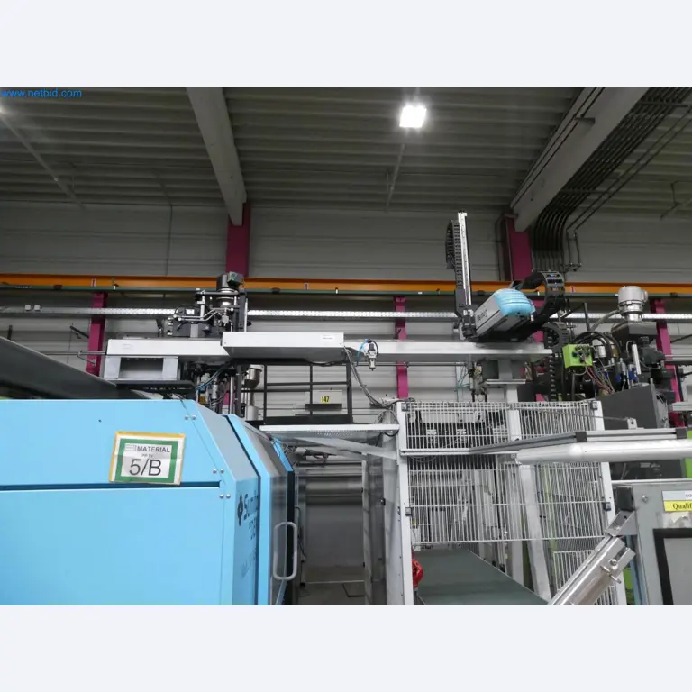 Engel Spritzgießmaschinen und Maschinen aus der Kunststoffindustrie-11