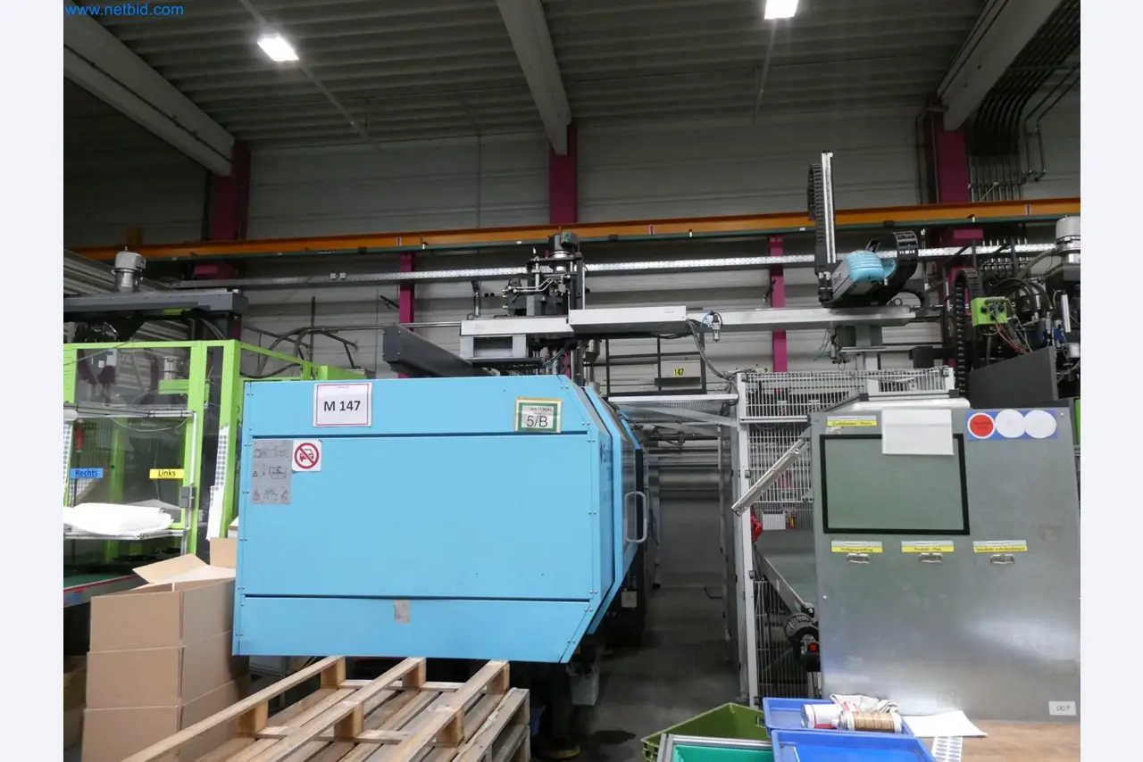 Engel Spritzgießmaschinen und Maschinen aus der Kunststoffindustrie-1