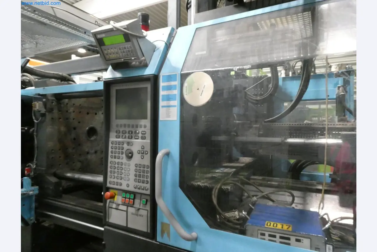 Engel Spritzgießmaschinen und Maschinen aus der Kunststoffindustrie-3