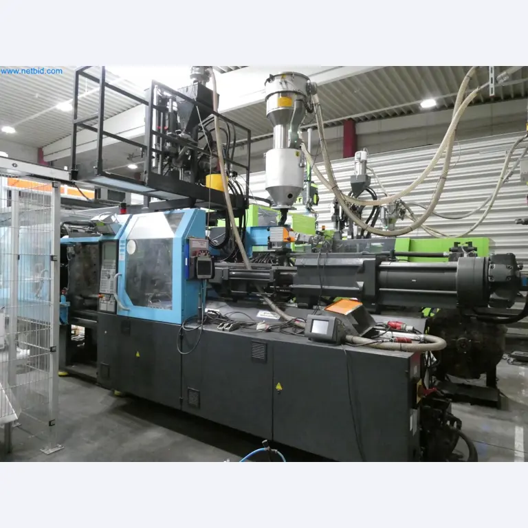 Engel Spritzgießmaschinen und Maschinen aus der Kunststoffindustrie-5