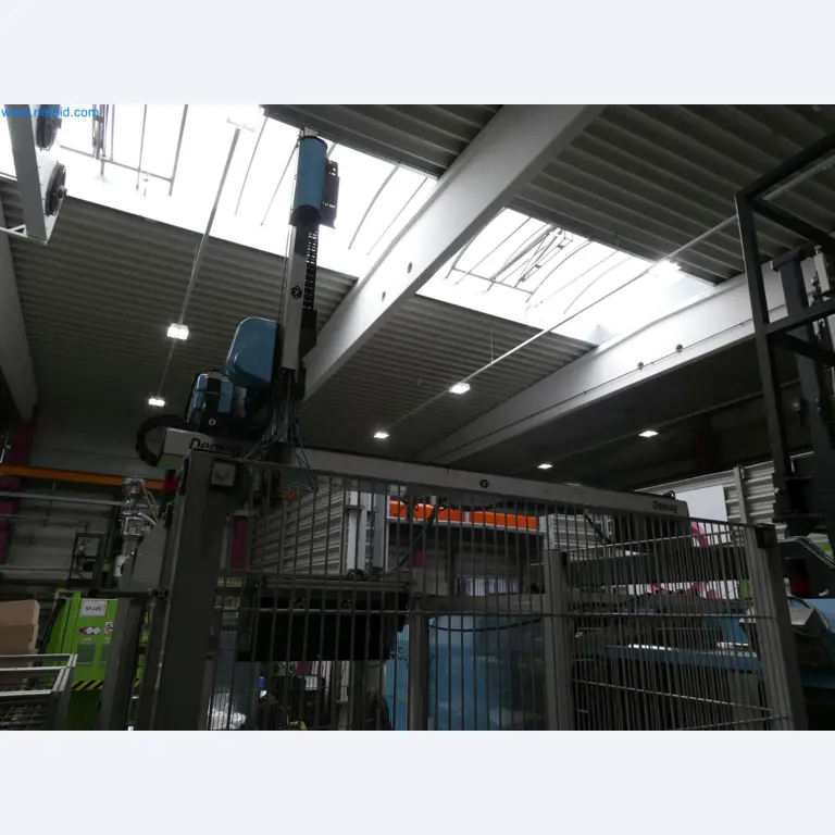 Engel Spritzgießmaschinen und Maschinen aus der Kunststoffindustrie-9