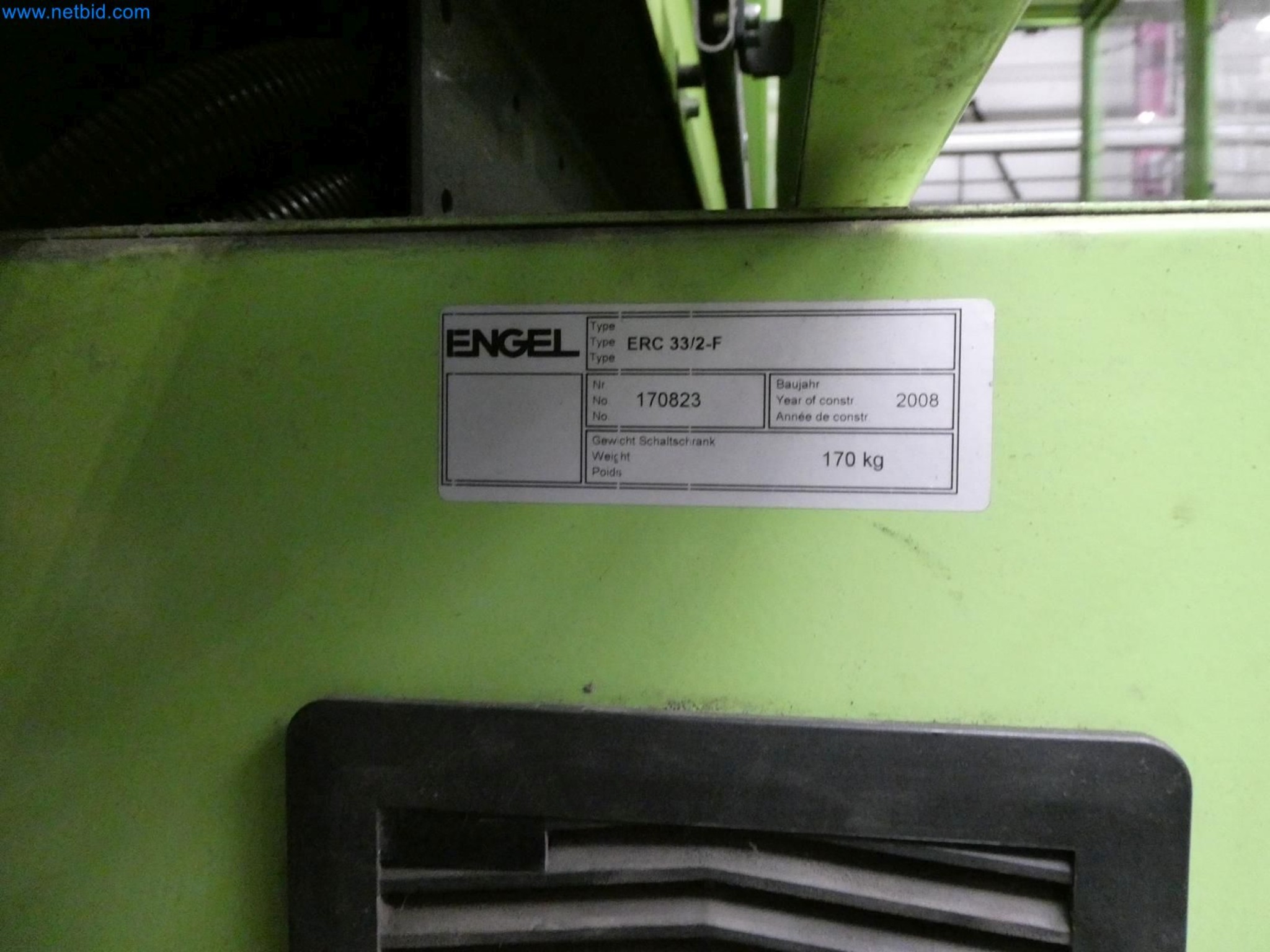 Engel Spritzgießmaschinen und Maschinen aus der Kunststoffindustrie-11