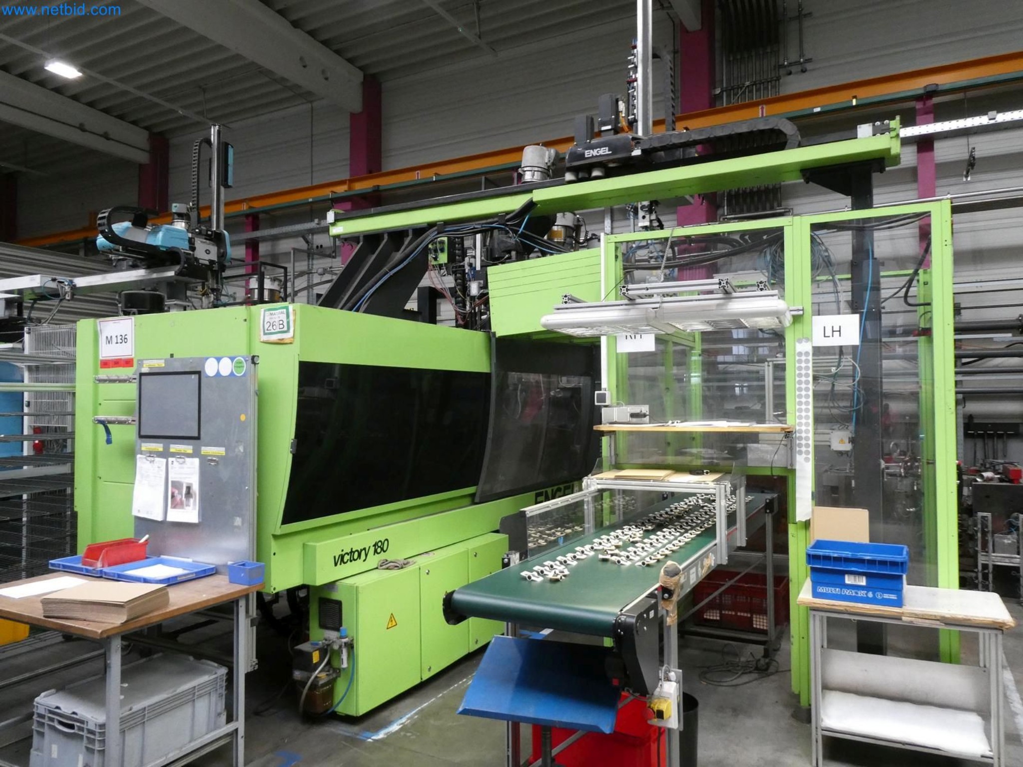 Engel Spritzgießmaschinen und Maschinen aus der Kunststoffindustrie-1