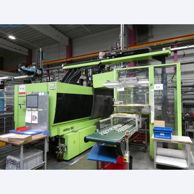 Engel Spritzgießmaschinen und Maschinen aus der Kunststoffindustrie-1