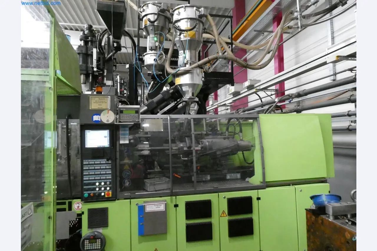 Engel Spritzgießmaschinen und Maschinen aus der Kunststoffindustrie-2