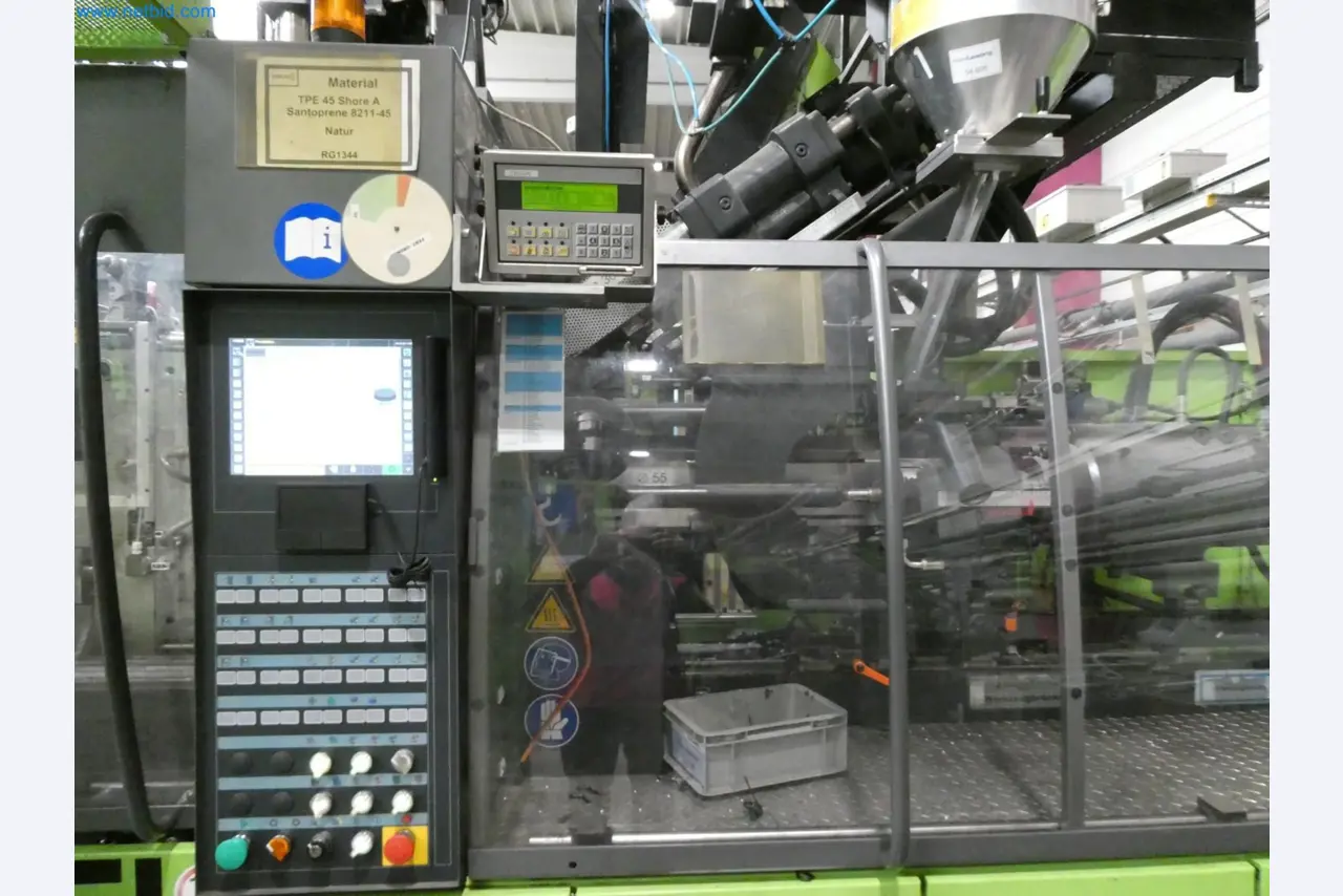 Engel Spritzgießmaschinen und Maschinen aus der Kunststoffindustrie-3