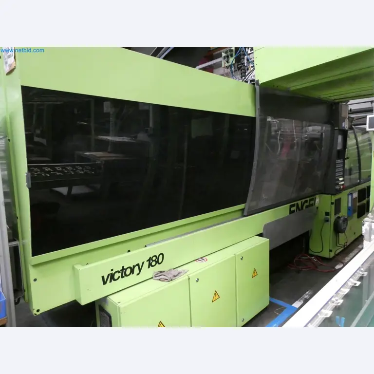 Engel Spritzgießmaschinen und Maschinen aus der Kunststoffindustrie-5