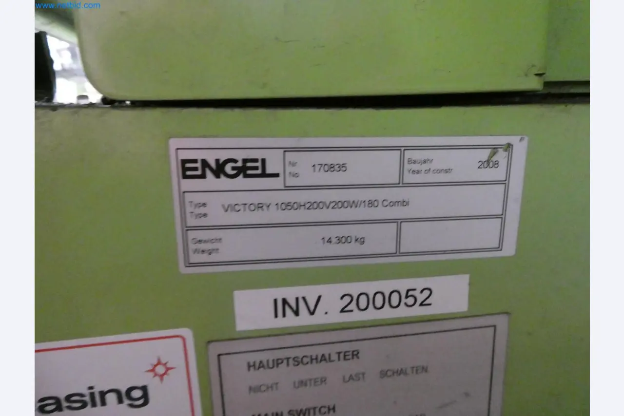 Engel Spritzgießmaschinen und Maschinen aus der Kunststoffindustrie-6