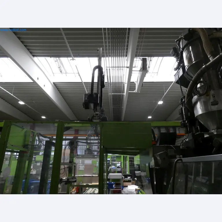 Engel Spritzgießmaschinen und Maschinen aus der Kunststoffindustrie-7