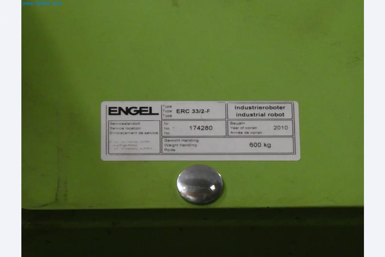 Engel Spritzgießmaschinen und Maschinen aus der Kunststoffindustrie-10