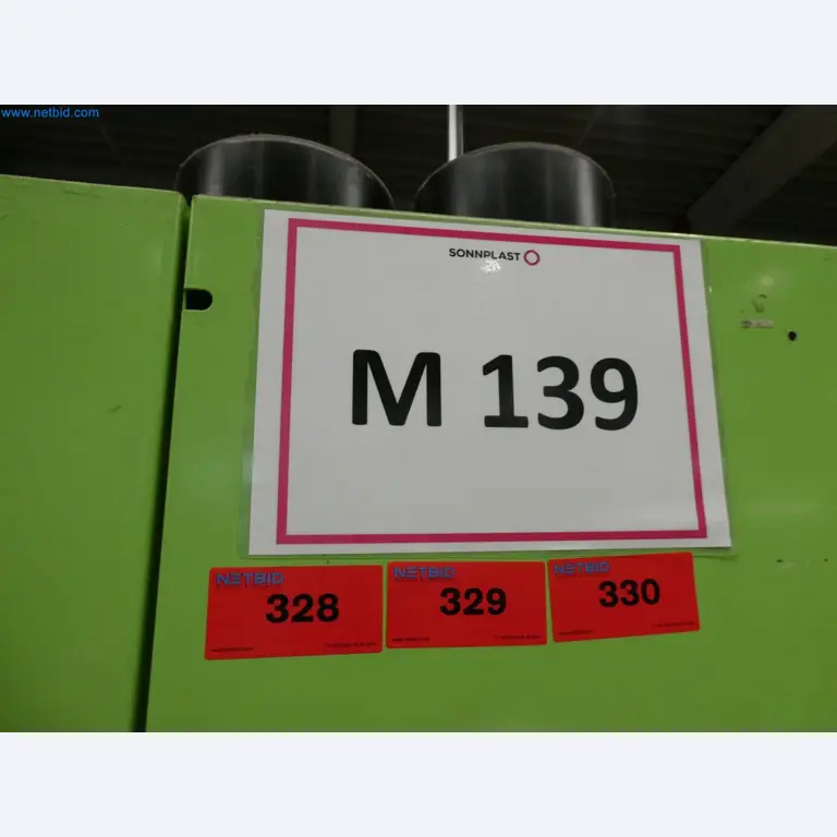 Engel Spritzgießmaschinen und Maschinen aus der Kunststoffindustrie-12