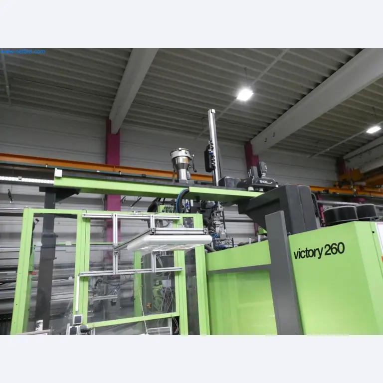 Engel Spritzgießmaschinen und Maschinen aus der Kunststoffindustrie-8