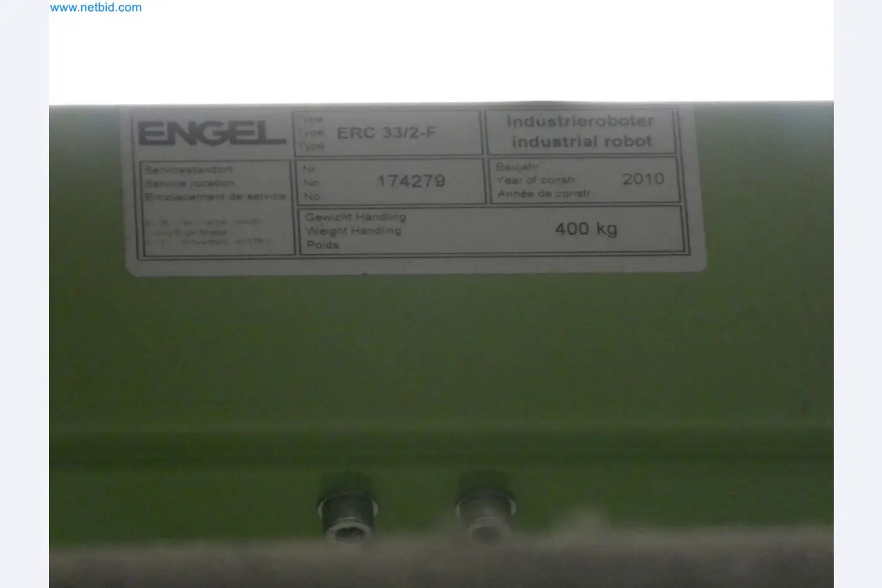 Engel Spritzgießmaschinen und Maschinen aus der Kunststoffindustrie-11