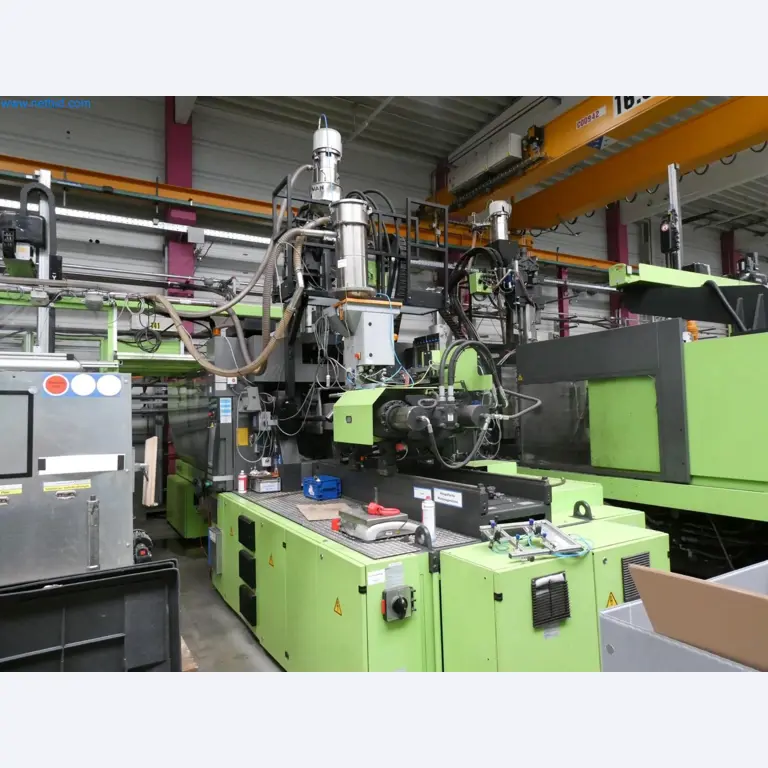 Engel Spritzgießmaschinen und Maschinen aus der Kunststoffindustrie-2