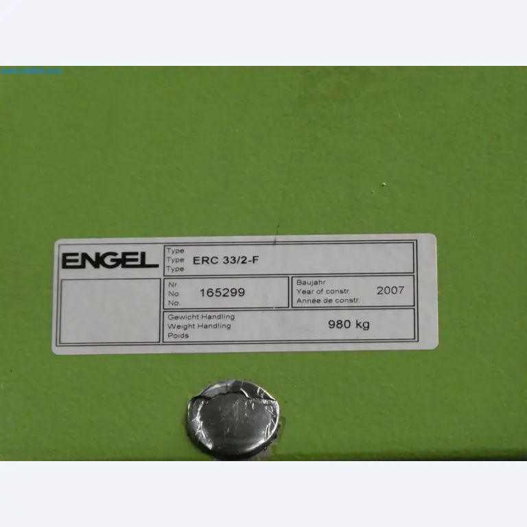 Engel Spritzgießmaschinen und Maschinen aus der Kunststoffindustrie-12